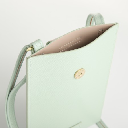 Female bag, cross-bodi, on the magnet, the color is green-4