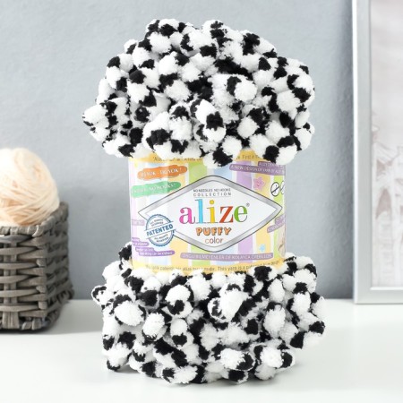 Yarn "Puffy Color" 100 % micropoliester 9m/100g (6451)