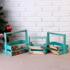 A set of Kashpo wooden 