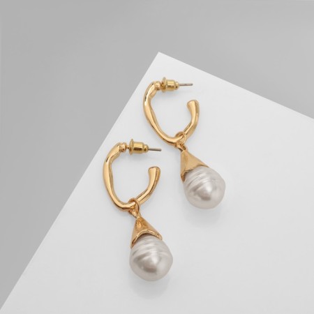 Earrings with pearls "abstraction" Fortune, color gold