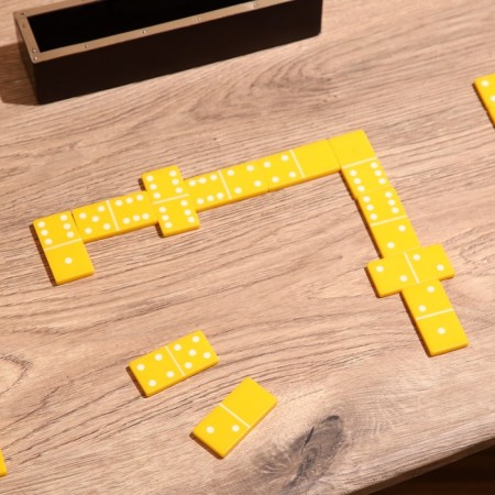 Game table "Domino" in a box of 20x4.5x5.5 cm, mane-4