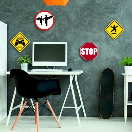 Decorative sign (poster) "Batman and Robin" 32x32 cm, plastic-2