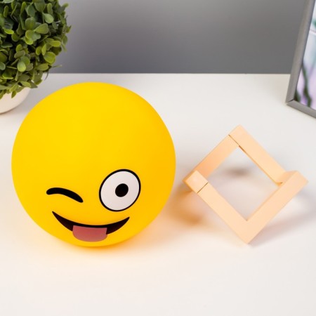 Night Smile LED from batteries 3haa yellow 14x14x18 cm Risalux-4