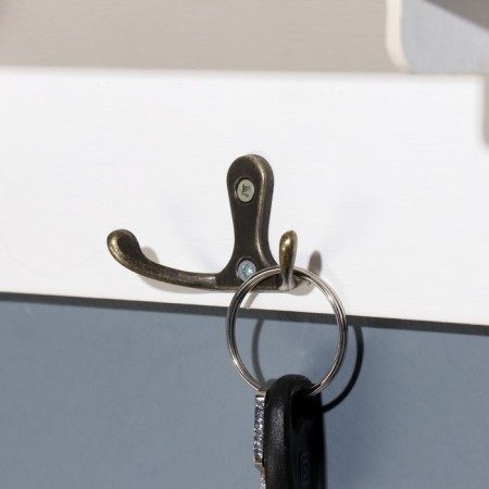 Key with a shelf "Visiting good..." Brown color, 28x23x7.5 cm-3
