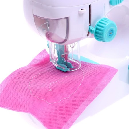 Sewing machine "Needlewoman", 3 coils-5