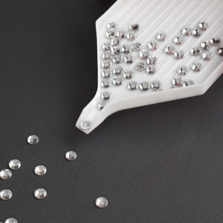 Organizer-lobby for beads and rhinestones, 6 × 10.5 cm, white color-5