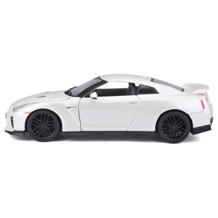 BBURAGO Nissan GT-R 2017, Die-Cast, 1:24, opening doors, white color-1
