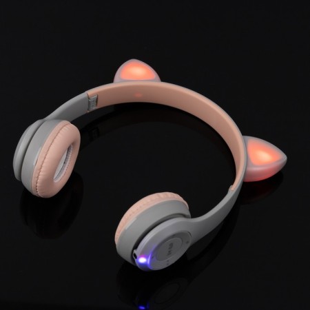 P47M headphones, wireless, full -size, BT, Microsd, microphone, AUX, with ears, white-11