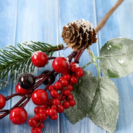 Decor "Winter charm" bite of the berries of the needles, 17 cm-1