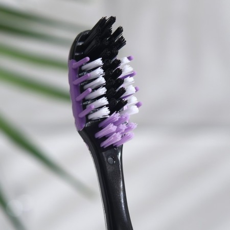 Smart toothbrush Black of medium stiffness, purple + green, 2 pcs.-1