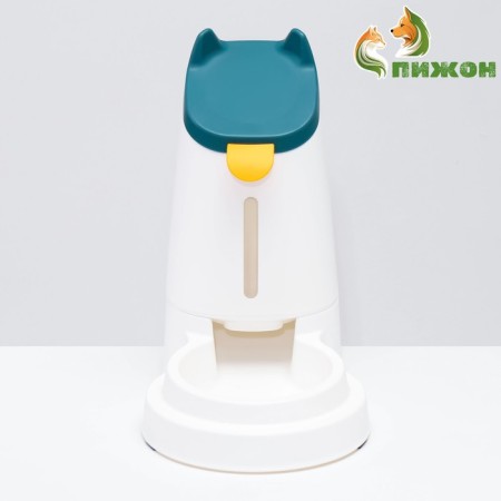 Auto feeder 3.8 liters, non -slip legs, white