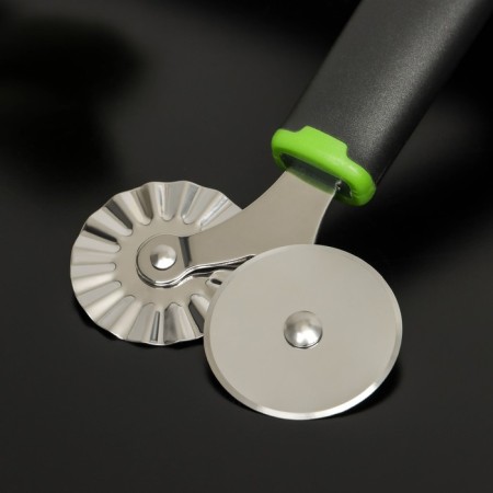 A knife for pizza and dough is a double-sided lime, 17 × 7.5 cm, black and green color-1