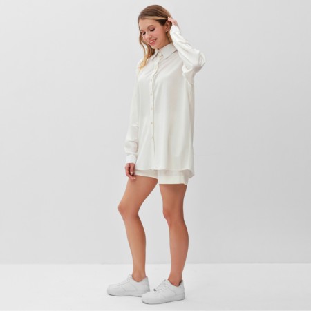 Women's costume (shirt, shorts) minku white color, rn 48-4