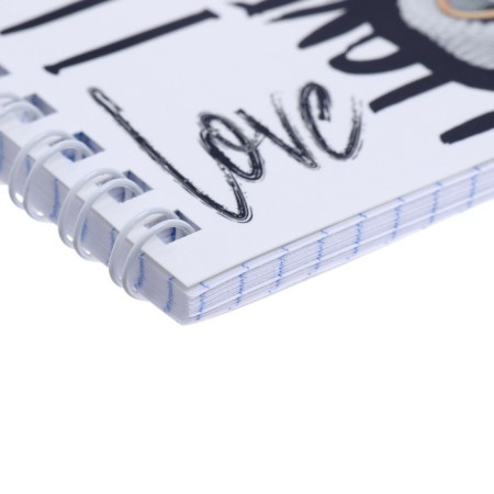 Notebook of 48 sheets in a cage on the crest I love diamonds, cover coated cardboard, an offset block 65g/m2, mix-4