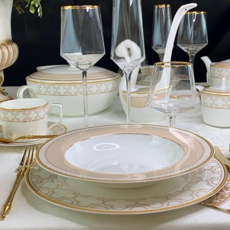 A set of 6 deep plates Lenardi, D = 23 cm-1