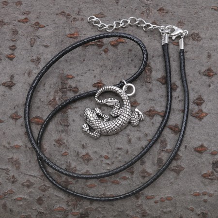 Pendant on the lace "lizard", color black silver on a black lace, 40 cm