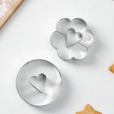 A set of forms for cutting the cookies of the share “with love”, 2 pcs, 12 × 6 × 2 cm, chrome color
