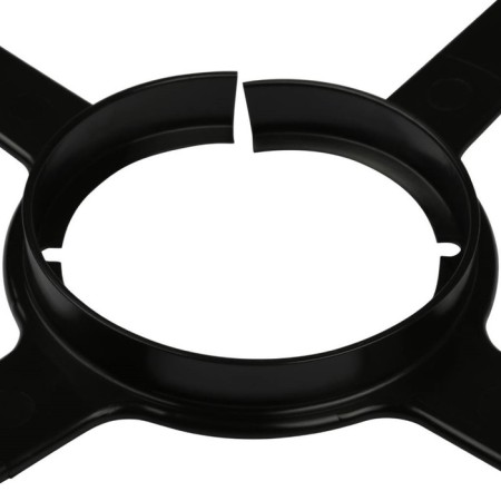 The chimney element Stout SCA-8610-088001, which centers for flexible pipes in the mine-1