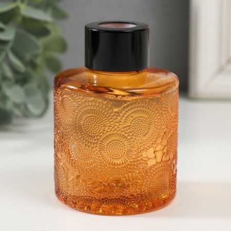 Diffusor for essential oils with a “flower” lid is a transparent orange 100 ml 6x6x8 cm