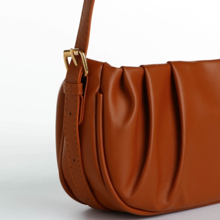 Bag Cross-Bodi with a zipper, the color is red-3