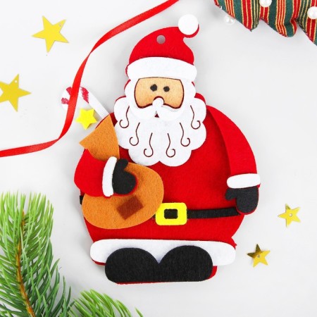 Set for creativity - create a Christmas tree decoration from the felt "Grandfather Frost"