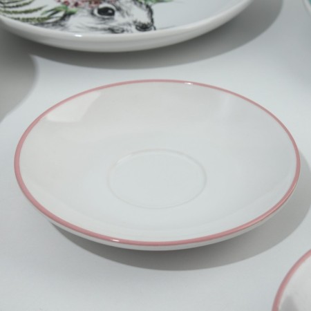 A set of dishes for 4 persons "Easter. Forest characters ”, 16 objects: 4 plates 23 cm, 4 bowls 14.5 cm, 4 circles 250 ml, 4 saucers 15 cm.-9