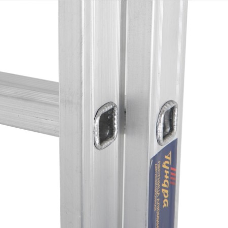Tundra staircase, two -section, aluminum, 7 steps-2