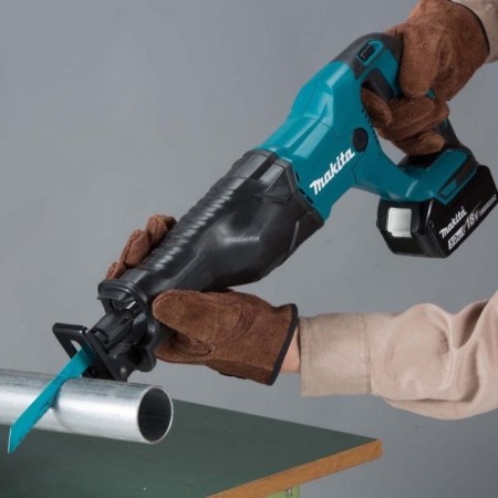 Dawed Sable Battery Makita DJR186Z, 18 V, 2800 rpm, 32 mm stroke, without battery/ZU-2
