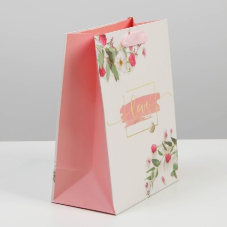 Package Gift Laminated Vertical, packaging, “Love gives happiness”, MS 23 x 18 x 8 cm-2