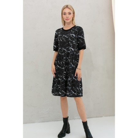 Women's dress, size 44