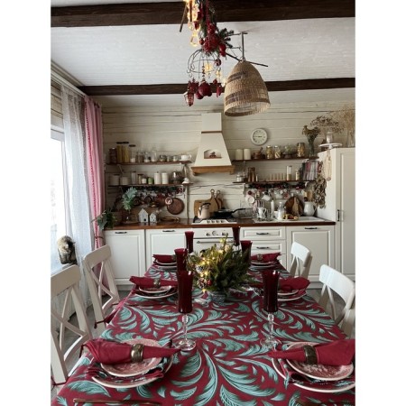 FIR tablecloth, patterns, size 140x150 cm, red-4