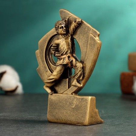 Stele "karate" 10x4x13cm-1