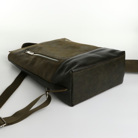 City backpack made of genuine leather with lightning, igermann, green color-2