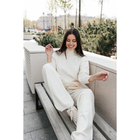 Female ISee suit, size 46, milk color-9