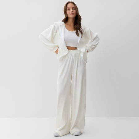 Women's costume (sweatshirt and trousers) KAFTAN PLUSHY p. 40-42, white