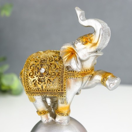 Souvenir Polystone "Elephant on a ball in the openwork blanket" 19x8.5x5.5 cm-6