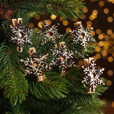 A set of decorative clothespins with “snowflakes” backlight 12 × 8 cm, set 6 pcs.