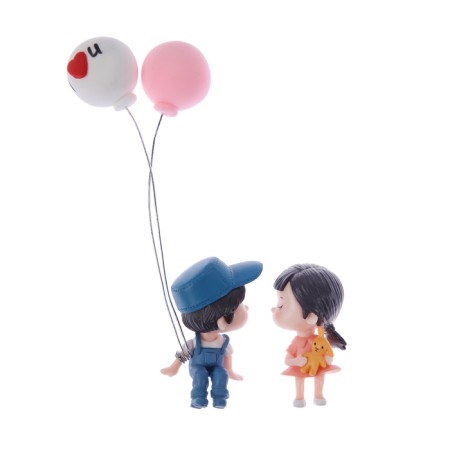 Toy on a car panel, a couple in love, K5-2