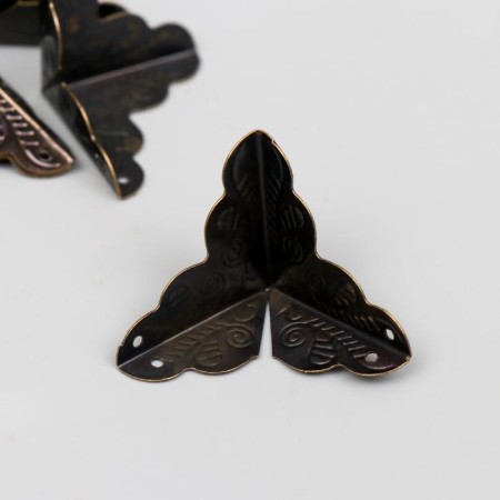 Corner for caskets Metal "Patterns" bronze 2.5x2.5x2.5 cm