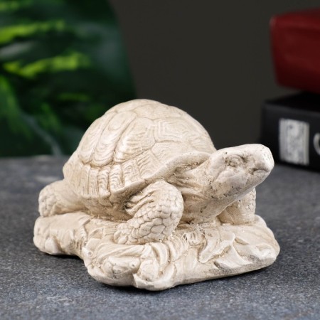 Figure "Turtle on Stone" ivory, 8x7x6cm