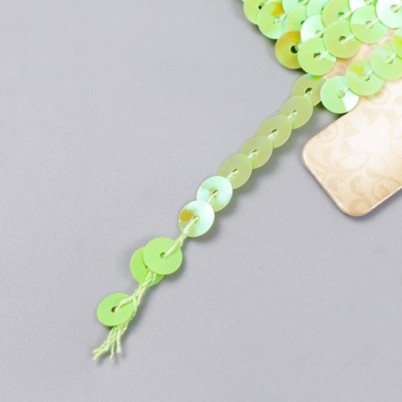 Thread from the sequins of pearl "green" winding 2.5 m-1