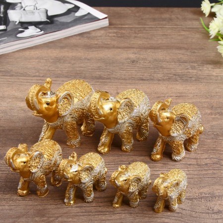 Souvenir Polystone "Golden Elephants - Roots of Trees" Nr 7 pcs H = 9; 8.5; 7.7; 6.5; 6.2; 5.4; 4.2 cm-1