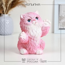 Pig a piggy bank 
