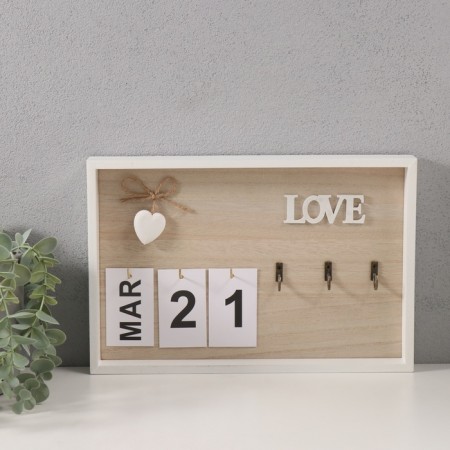 Decorative wood hooks with a “heart with a bow” calendar 30x20 cm