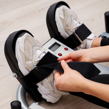 Rowing simulator from-03-7