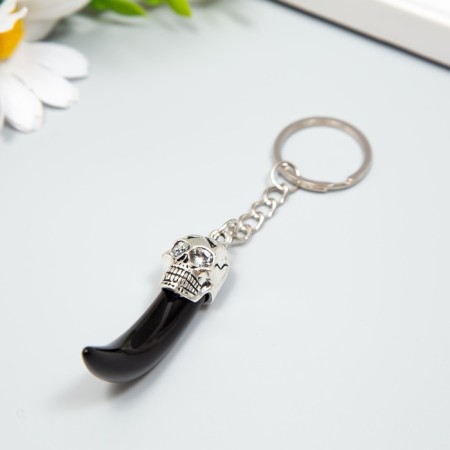 Plastic keychain, metal "Fang with skull" mix 6.3x3.2x1.5 cm-3