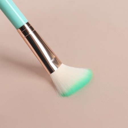Set of makeup brushes, 7 objects, turquoise color-4