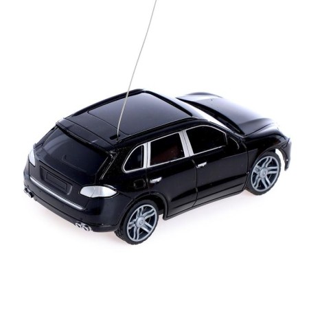 The machine is on the radio control, works on batteries, the color is black-2