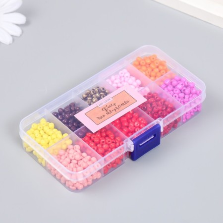 Glass beads 6/0 in the box 10 divisions "red-pink" 1 division = 10 g 12.8x6.5x2.2 cm-2