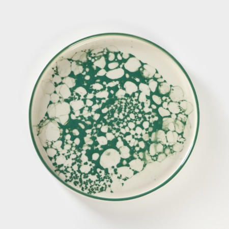 Ceramic plate "Foam", D = 22 cm
